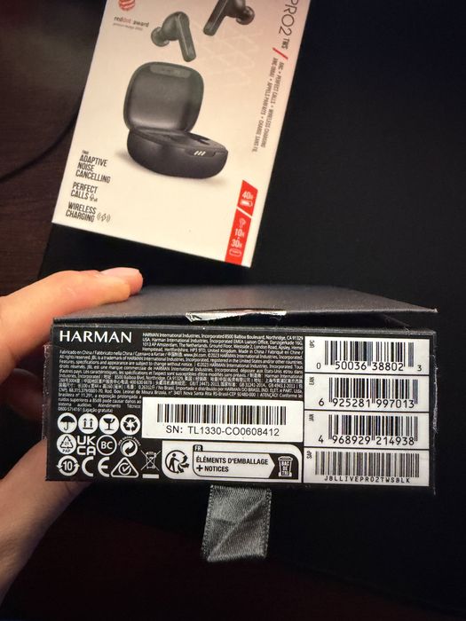 Продавам Слушалки JBL Live PRO 2