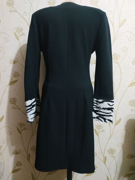 Платье чер.цвета. Размер 46. Турция
