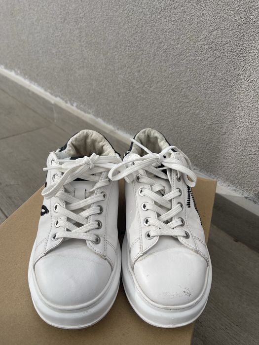 Adidasi Karl Lagerfeld