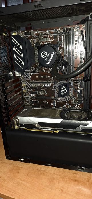 Kit Intel i7 8700 k + placa de baza Msi Z 390 + Placa Video Titan 6Gb