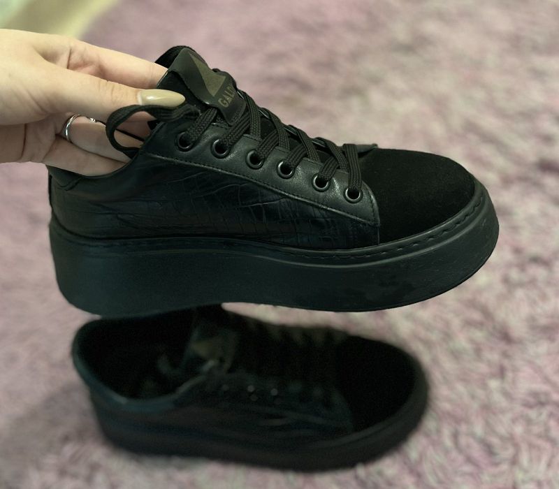 Женески обувки Galdini