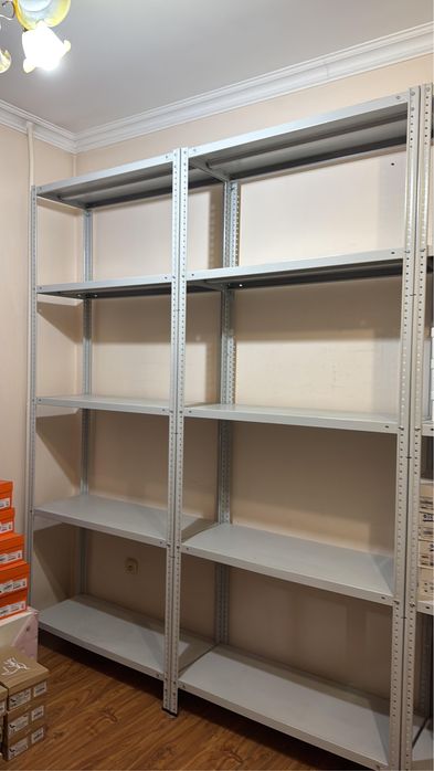 Продаются стеллажи,стол, стулья и холодильник,закрыли 1 филиал магазин