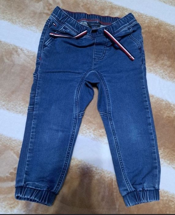 Tommy Hilfinger blugi 4ani