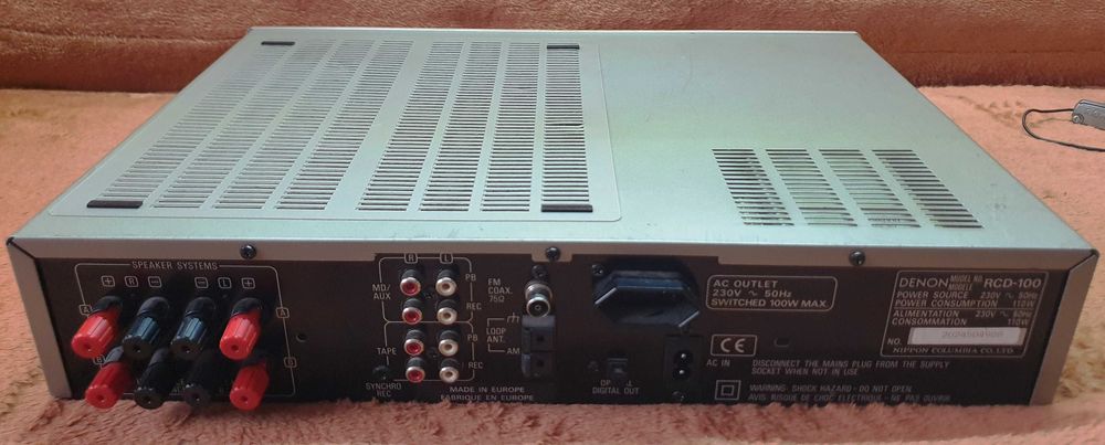 Denon RCD-100 Sistem compus din Statie, CD player si Tuner AM/FM