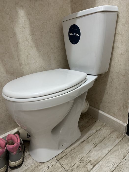 Унитаз в хорошем состоянии