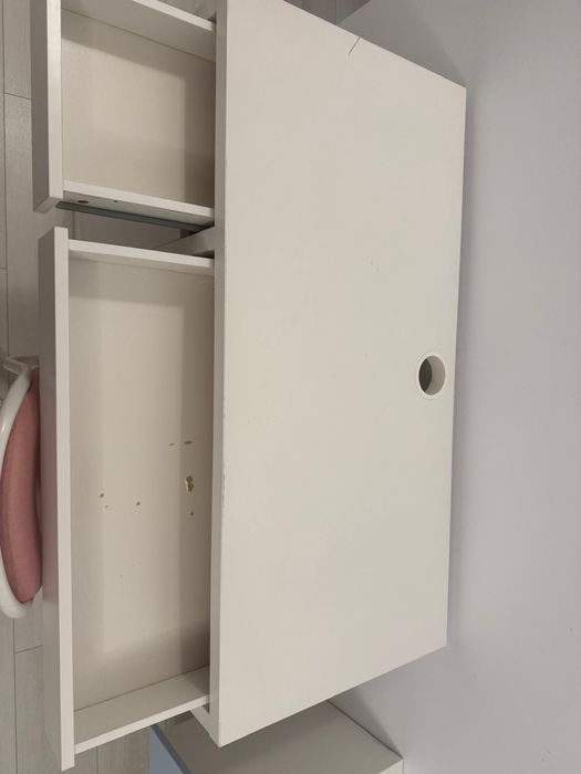 Birou copii Ikea Micke si scaun rotativ ajustabil inaltime