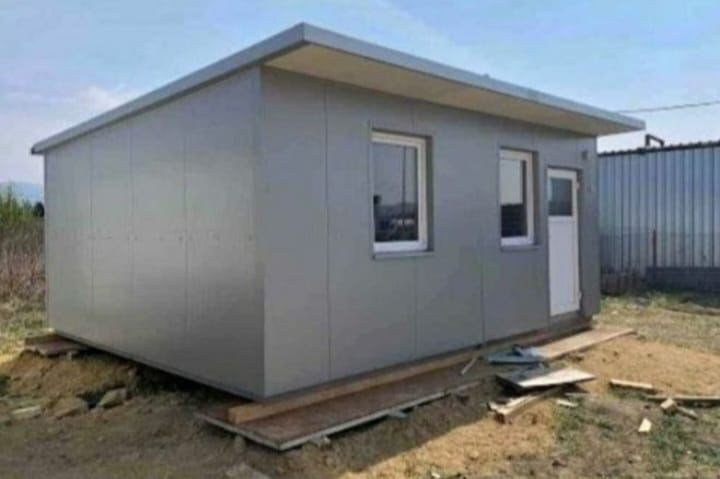 Vând magazie pentru depozitare