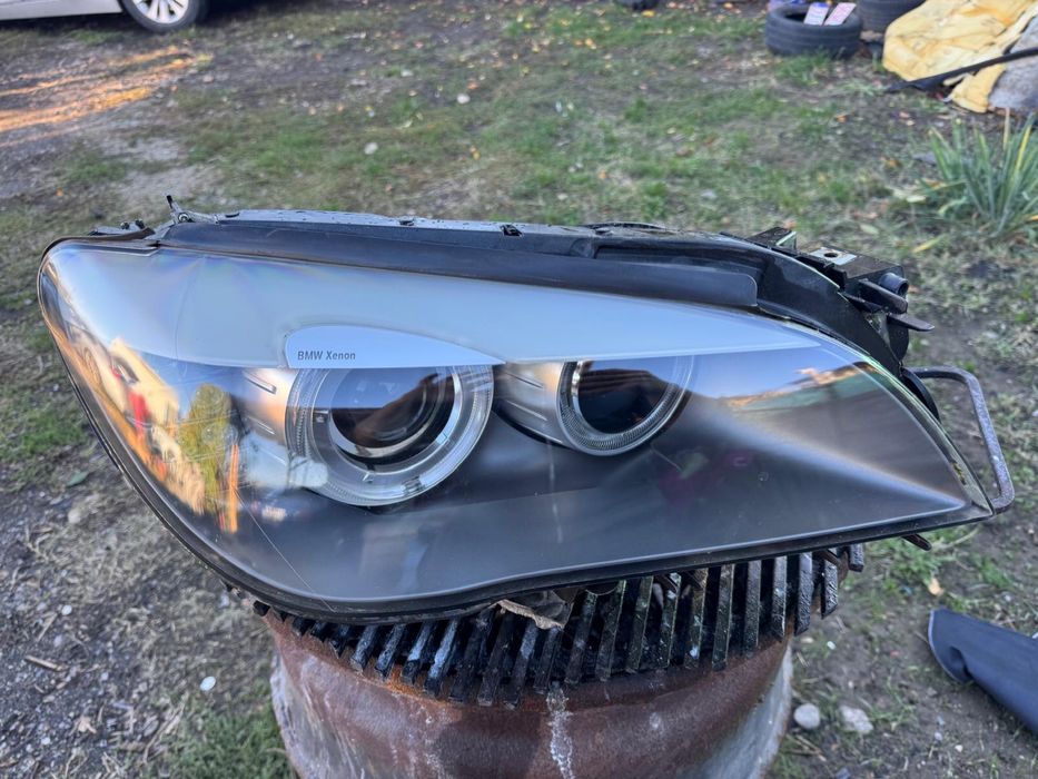 Far dreapta BMW F01 F02 bi xenon provenienta UK