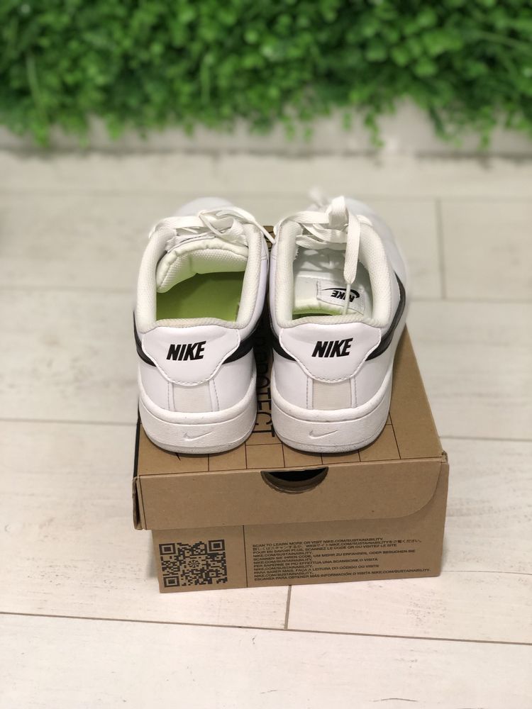 Nike court Royal 2 NN 40.5