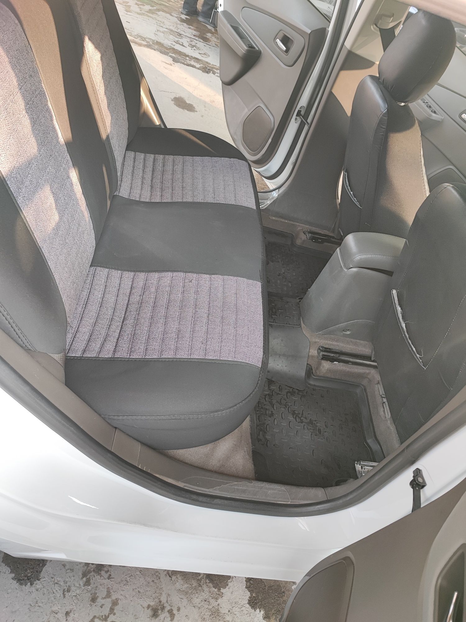 Chevrolet Cobalt AT 2022 oq toza full sotiladi