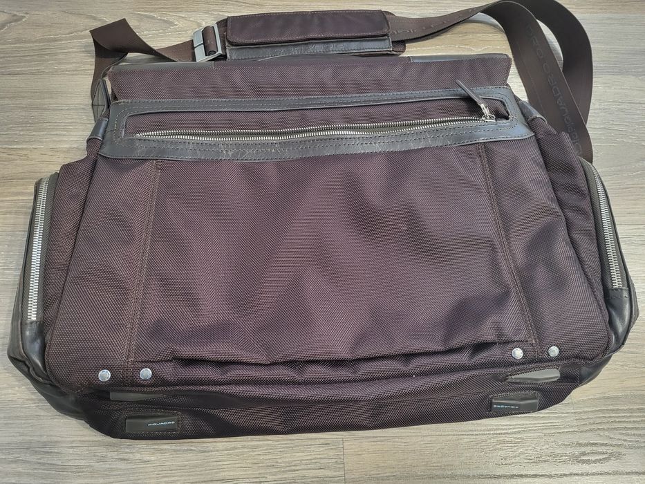 Geanta laptop business Piquadro
