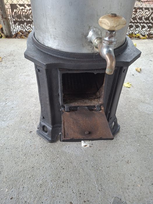 Боилер на дърва.