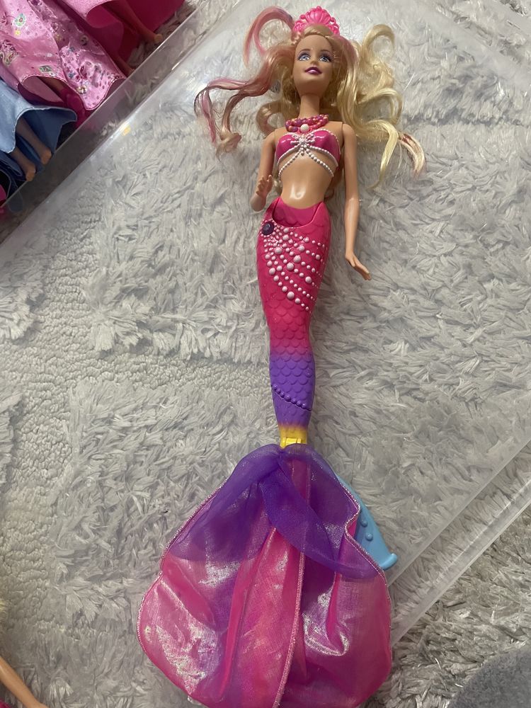 Papusa Barbie Printesa Perlelor Sirena Lumina