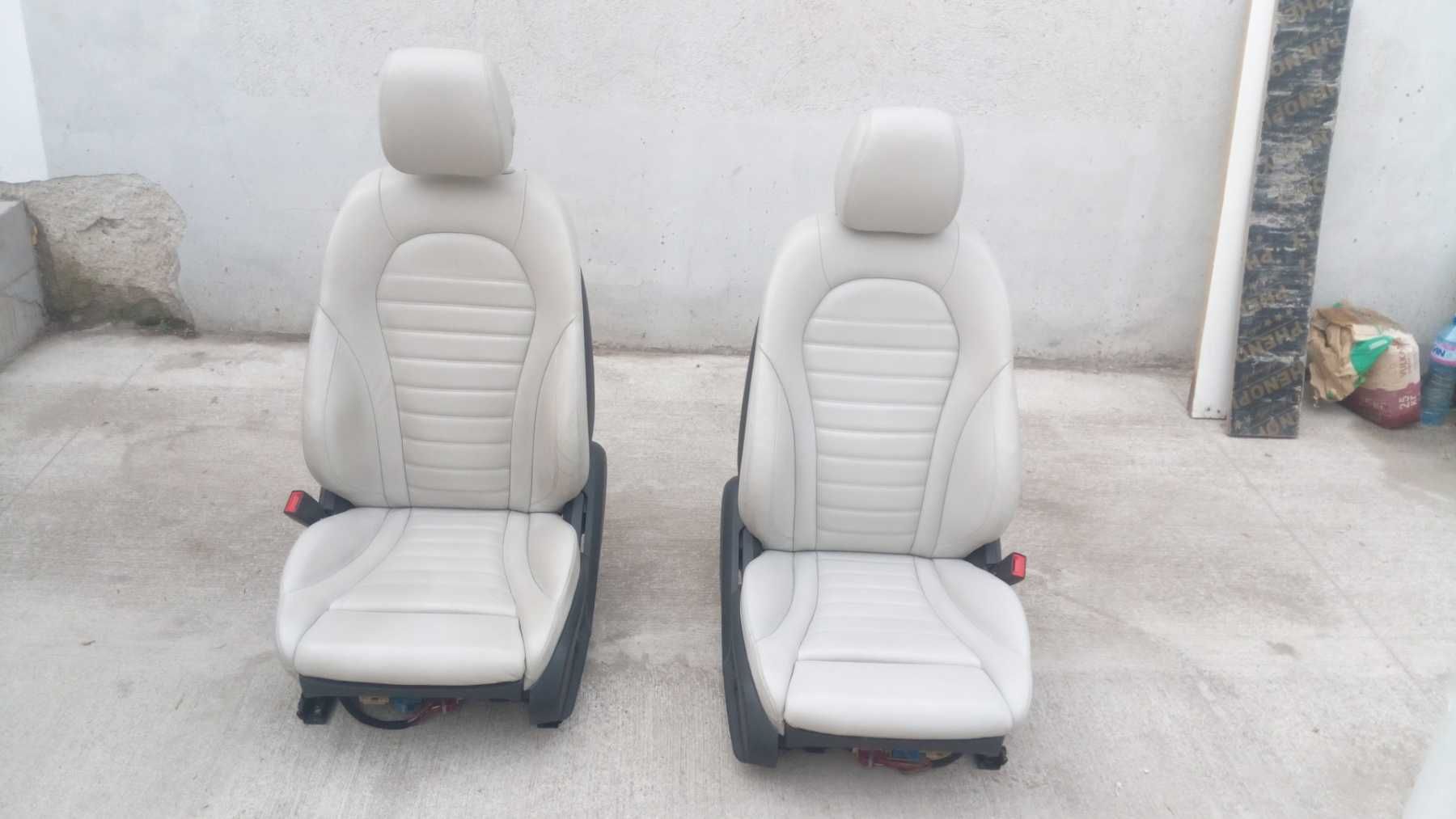 Седалки S205/W205
