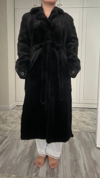 Шуба норковая в отличном состоянии