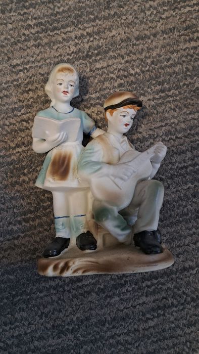 Set bibelouri de  portelan " Familie fericita"