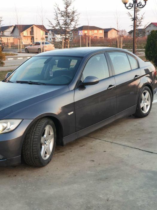 Bmw seria 3 E90 320d
an 2005
motor 2.0 diesel 
163 cai
cutie manuala
3