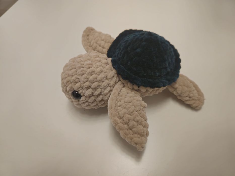 Jucarie crosetata manual