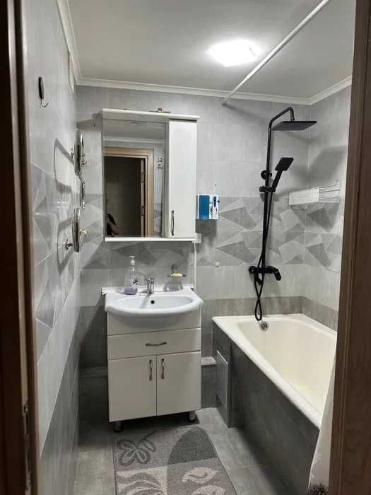 R1 Сдаётся квартира 2/2/4 на Кадышева Базар