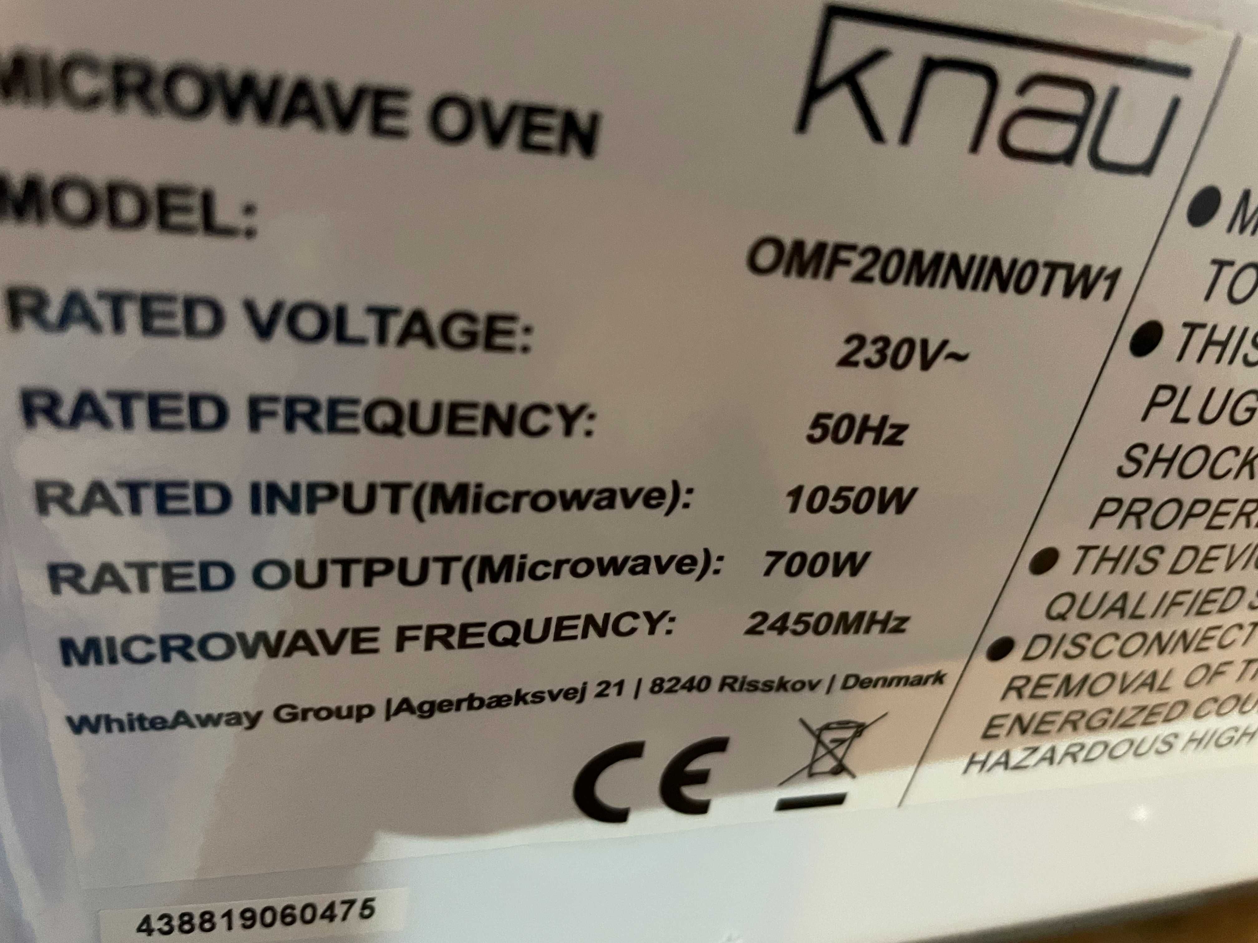 Cuptor cu microunde -Dezghetare KNAU  700W, 20 L, Garantie 2 ani