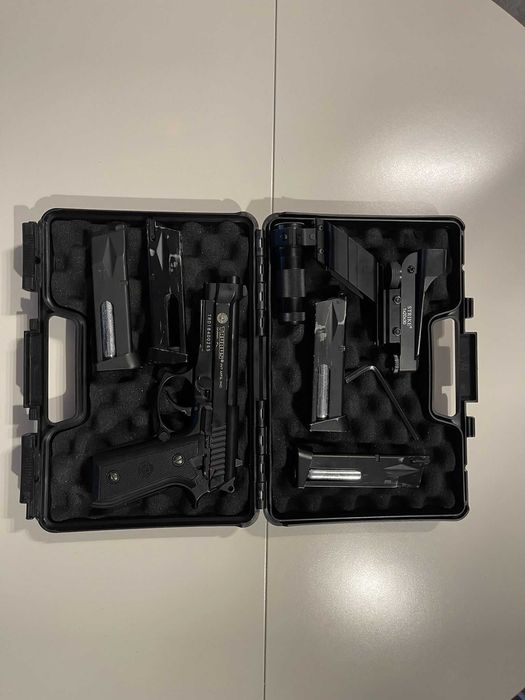 Set complet airsoft – Taurus PT92 CO₂ + echipament – ca nou 1100 RON