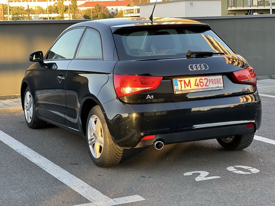 Audi A1 an 2011, climatronic, incalzire scaune, navigatie, bixenon,led
