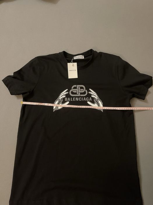 Balenciaga пуловер и тениска