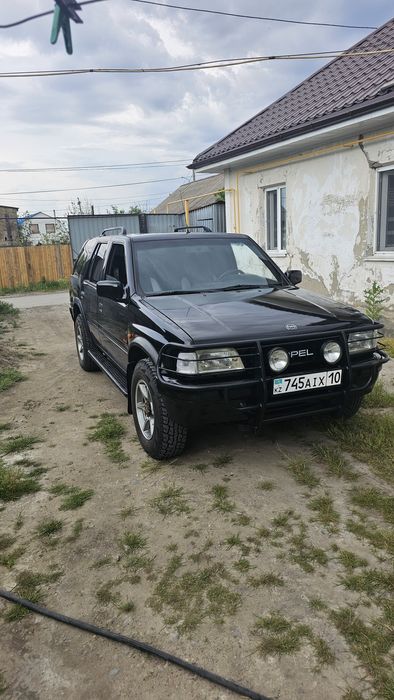 Опель фронтера 1997г.в