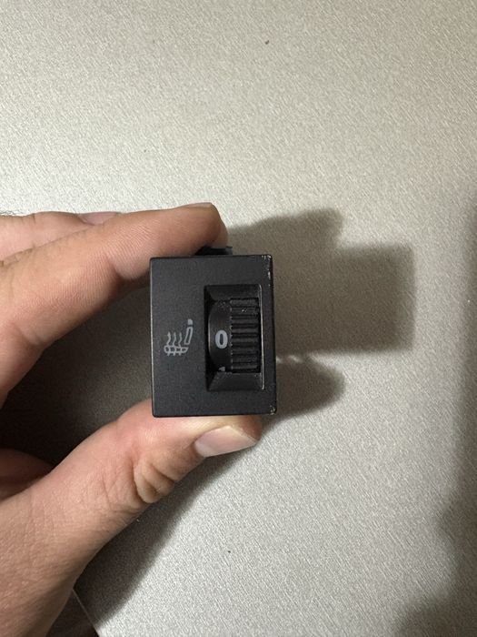 Boton incalzire scaun vwolkswagen polo/golf