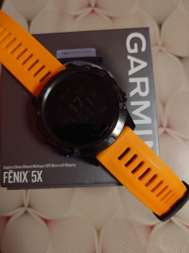смарт часовник GARMIN FENIX 5X