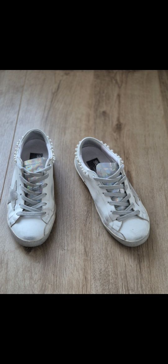 Оригинални кецове Golden Goose 38 номер, добро състояние