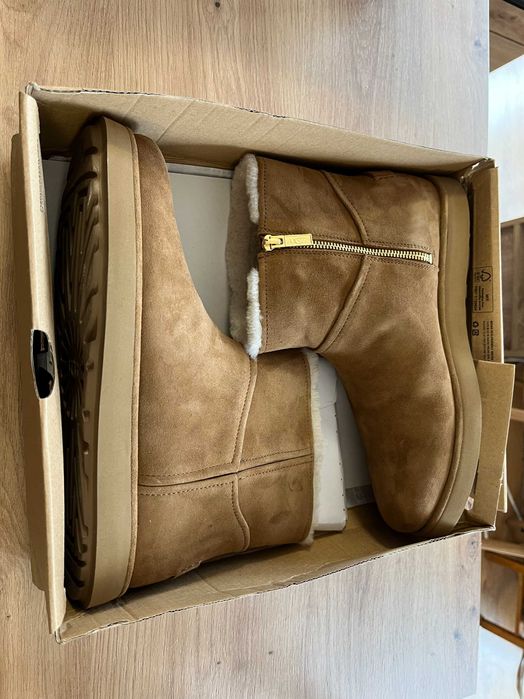 Incaltaminte iarna UGG marimea 42