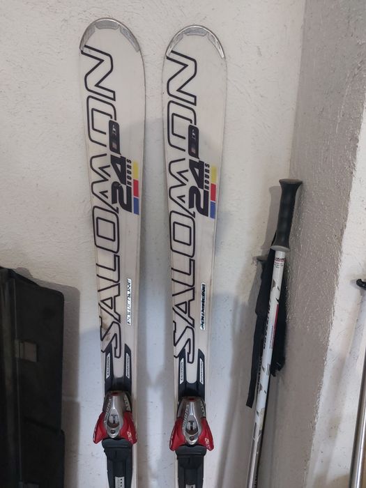 Продавам 240лв Ски Salomon Powerline