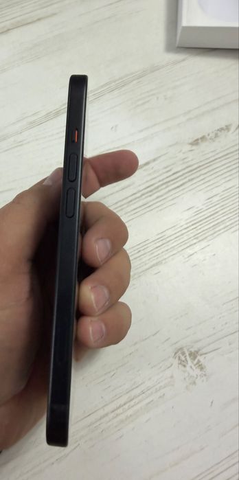 Vand Iphone 15 , 128 GB , negru