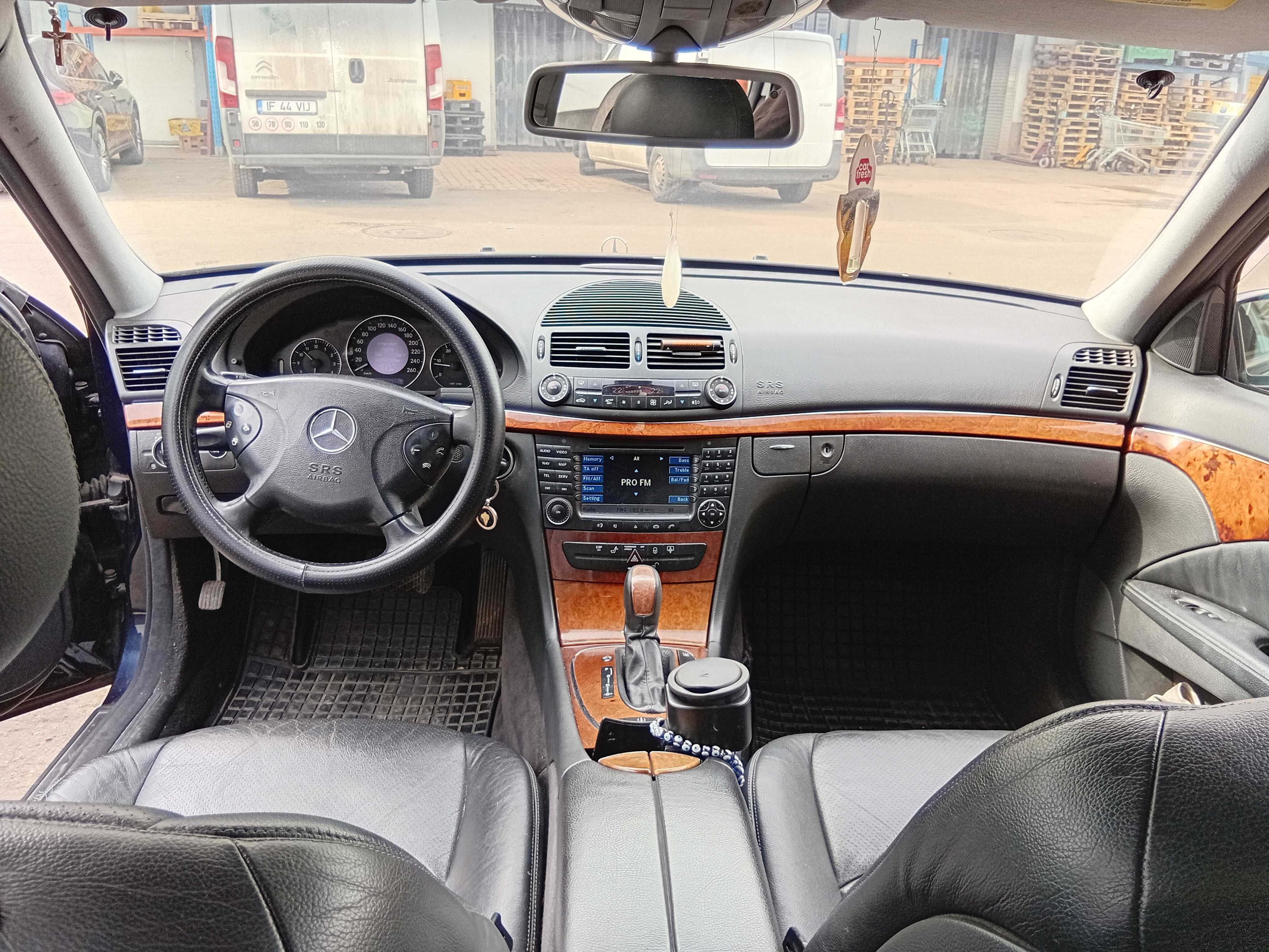Vand mercedes e 220