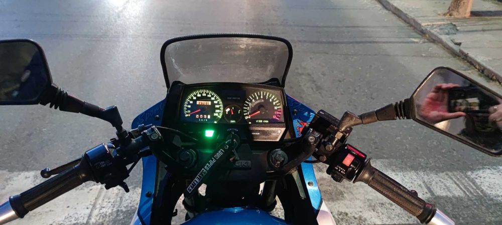 Suzuki GSX 550 ES 1986 година