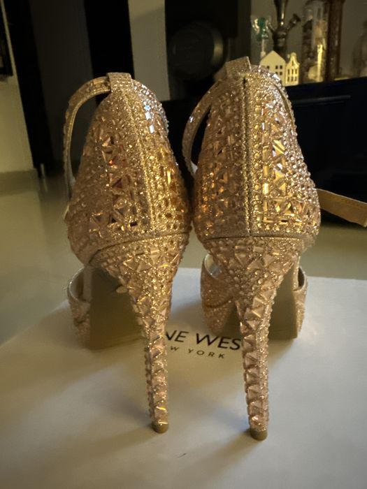 Sandale Nine West rose gold, masura 37