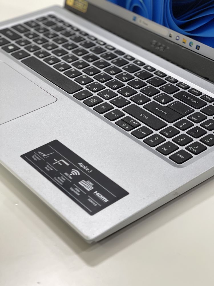 Продается ноутбук Acer Aspire 3