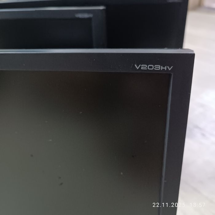 Продам монитор Acer V203HV
