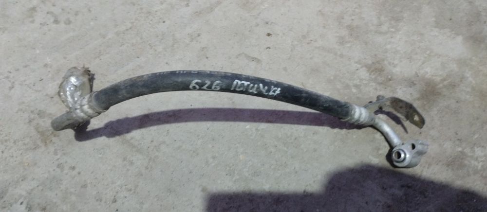 продам патрубок кондея мазда