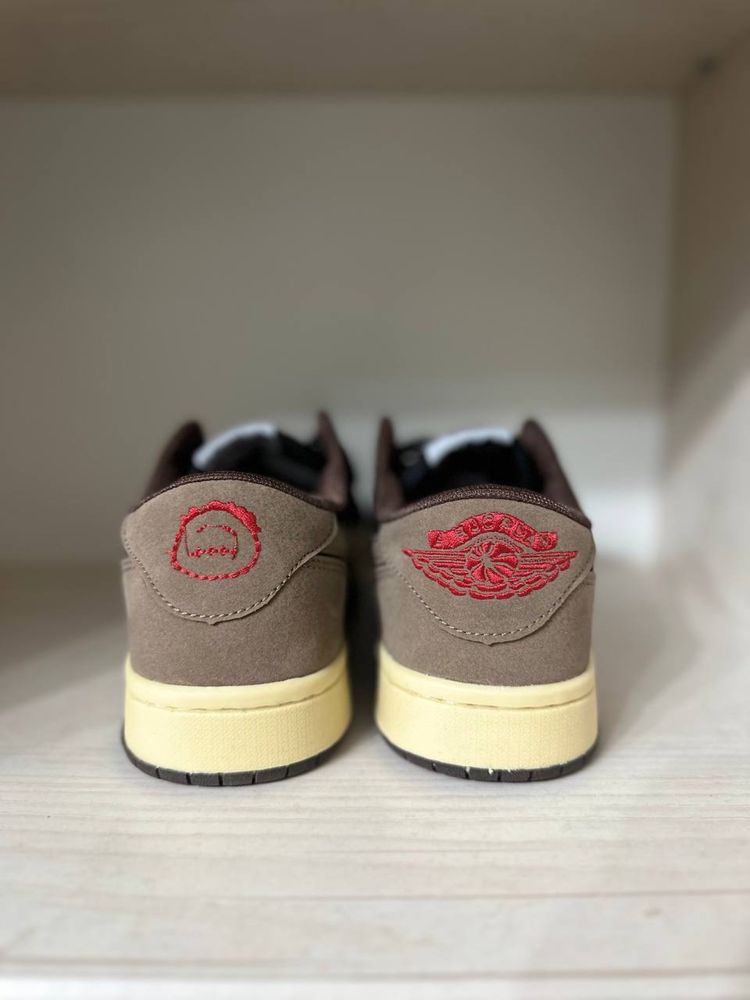 Travis Scott x Air Jordan 1 Low Mocha