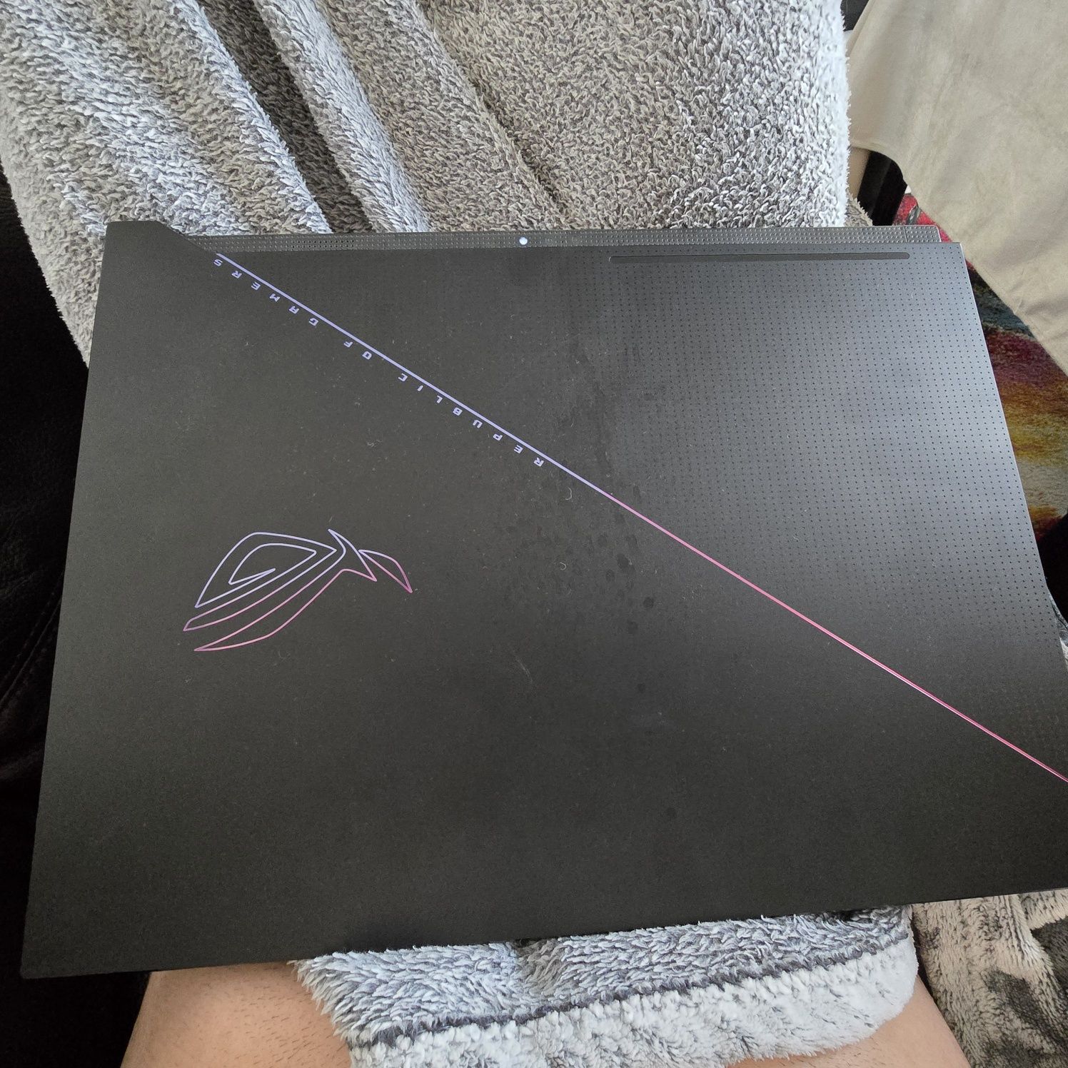 Asus zephyrus rog duo 16