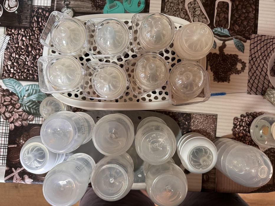 Sterilizator Philips Avent +biberoane si tetina