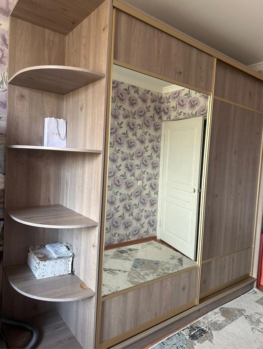 Мебель для магазин женский одежды