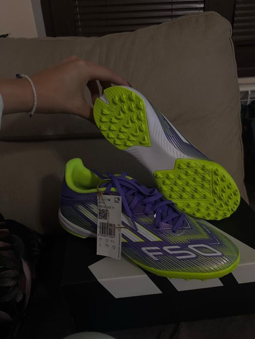 Футболни обувки-(стоножки)