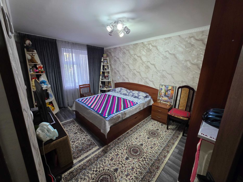 Продается 4-комнатная квартира с ремонтом и мебелью в Ак-Каваке