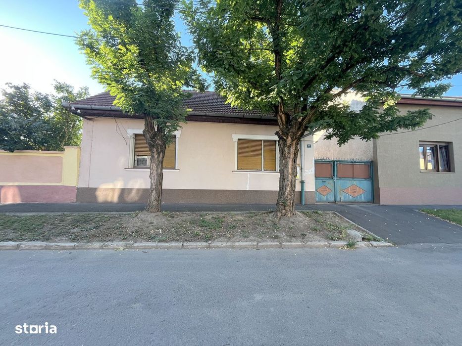 Casă de vânzare în Ronat – comision 0%