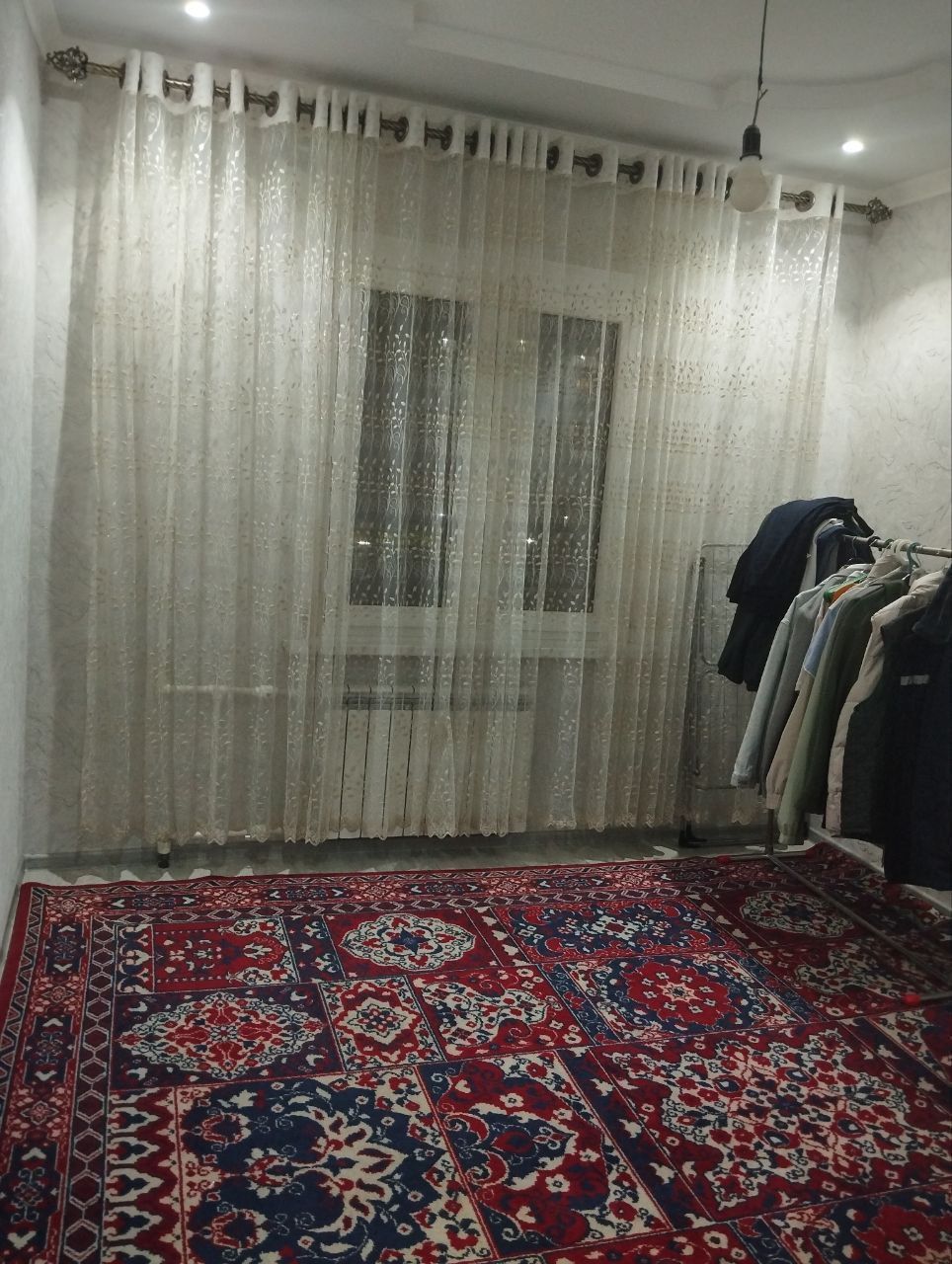 Продаю 4-х комнатную квартиру в Янгихаётском районе Дустлик 2