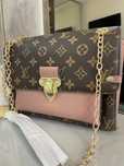 Чанти Louis Vuitton