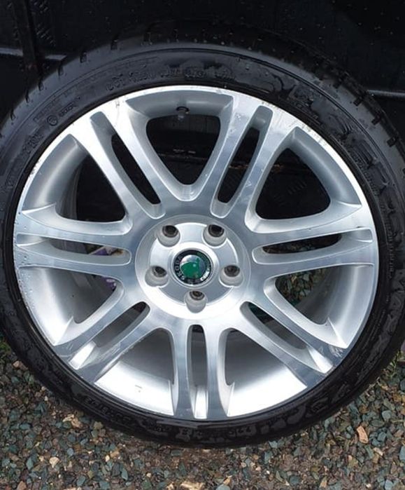 Roti 225/40 R18  cauciucuri Dunlop 2022